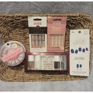 *NWT*OLIVE & JUNE AND KISS NAIL BUNDLE*